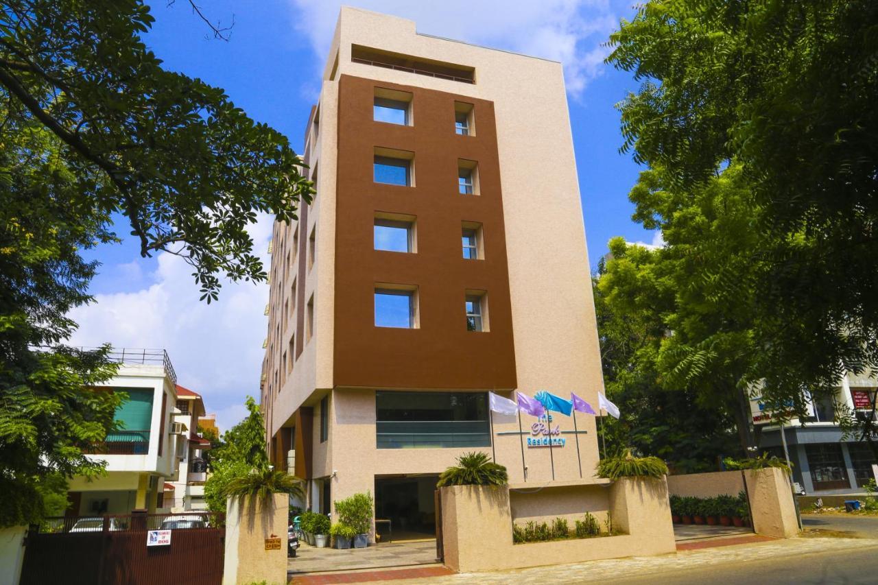 Hotel The Park Residency Ahmedabad Exterior foto